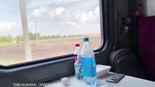 Замужняя русская девушка ебется с попутчиком во время путешествия в поезде